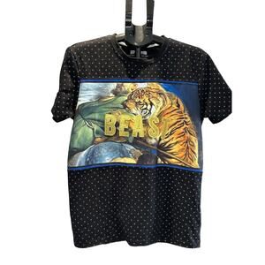 RS1NE size medium Beast Tiger shirt